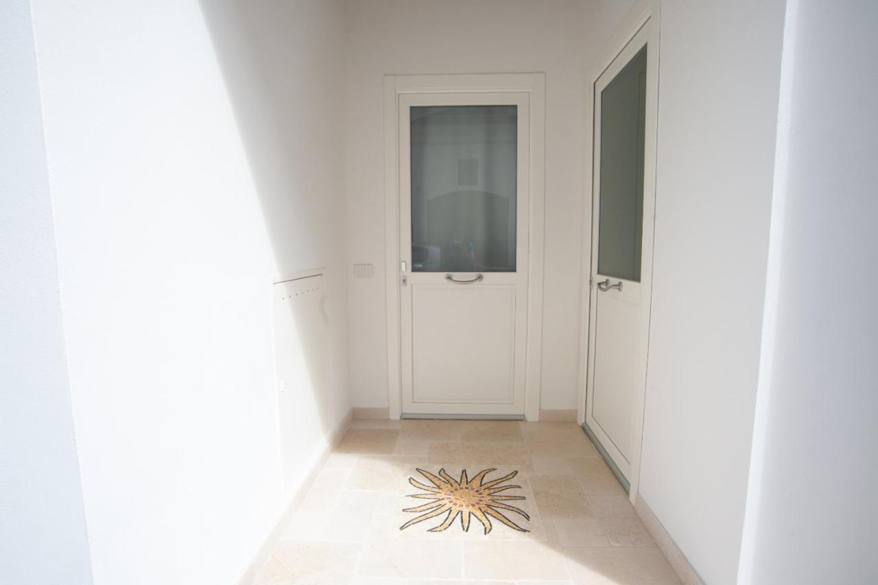 Sun House Rooms Полиньяно-а-Маре Экстерьер фото